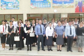 Ба таври тантанавӣ супоридани шиносномаи шаҳрванди Ҷумҳурии Тоҷикистон ба хонандагон